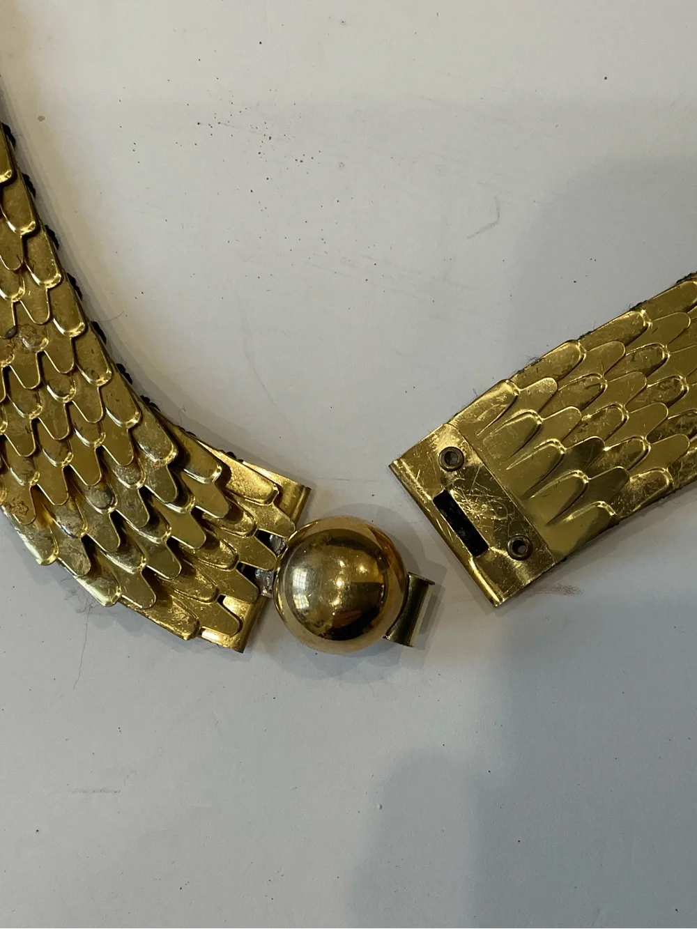 FABULOUS VINTAGE METAL GOLD STRETCH BELT